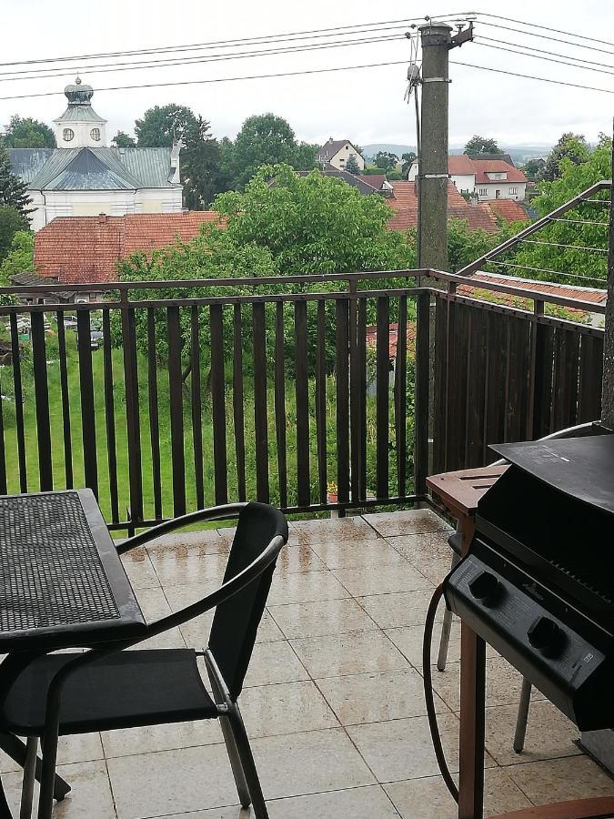 Apartman Za Kostelem Zvole  Buitenkant foto